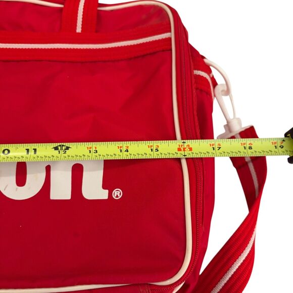 Wilson Vintage Duffle Bag Red White Tennis Gym Strap Tote Sports Bag - Picture 14 of 15